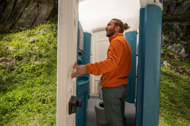 Porta potty delivery and setup in Wye, MT